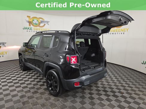 Certified 2022 Jeep Renegade Altitude w/ Convenience Group AWD/4WD image 33