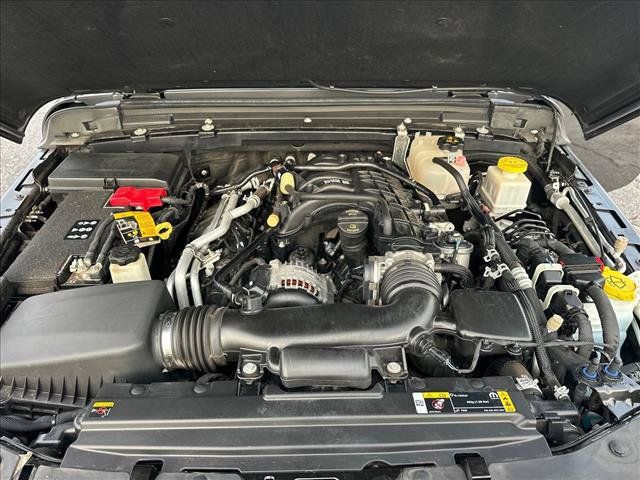 Used 2023 Jeep Gladiator Sport AWD/4WD image 30