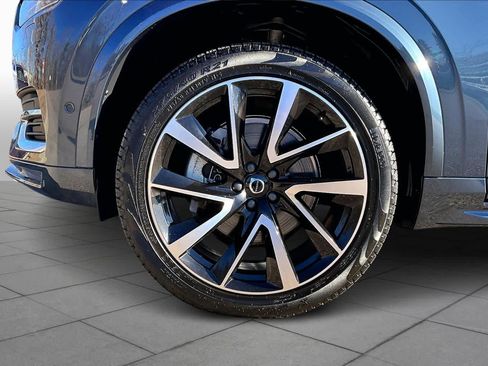 Certified 2024 Volvo XC90 B6 Plus w/ Protection Package Premier image 10