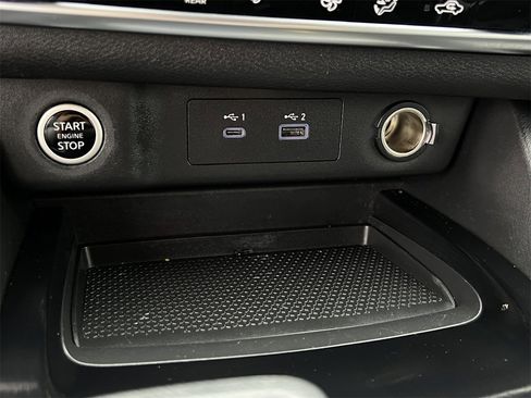 Certified 2021 Nissan Rogue SV image 18