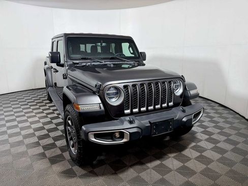 Used 2021 Jeep Gladiator Overland w/ Popular Equipment Package AWD/4WD image 2