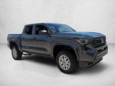 Used 2025 Toyota Tacoma SR AWD/4WD image 3