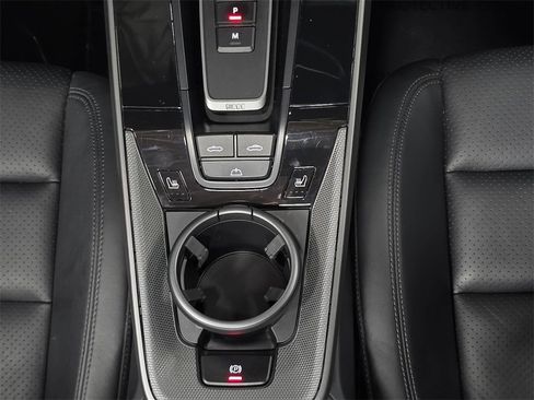 Certified 2020 Porsche 911 Carrera 4S image 20