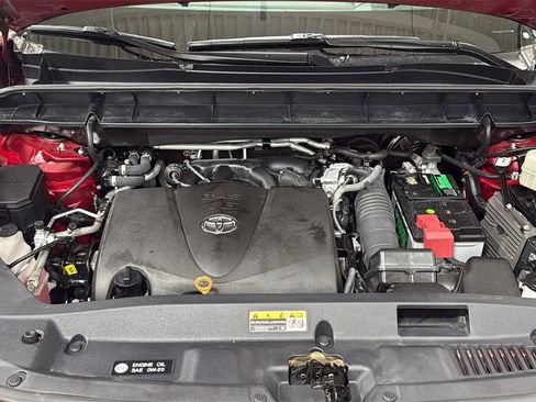 Certified 2020 Toyota Highlander Platinum image 26