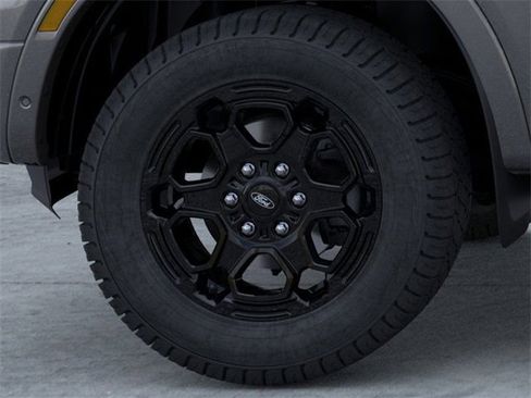New 2025 Ford Ranger Lariat w/ Black Appearance Package image 19