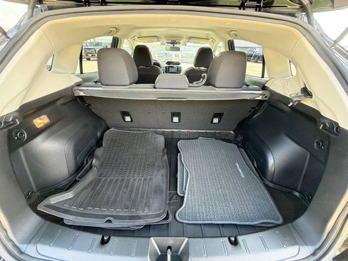 Used 2022 Subaru Crosstrek 2.0i Premium image 27