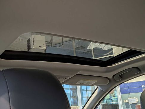 Used 2016 Nissan Altima 2.5 SL w/ 2.5 Technology Package image 18