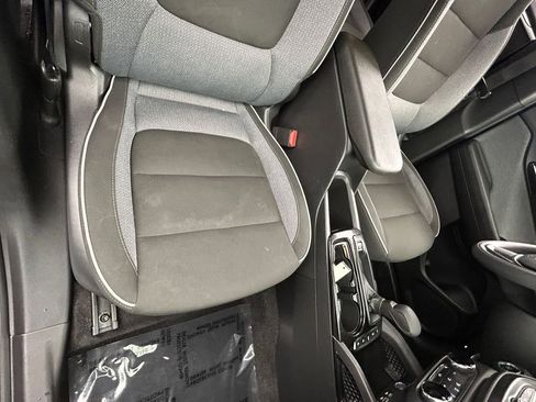 Used 2023 Chevrolet TrailBlazer LT image 41