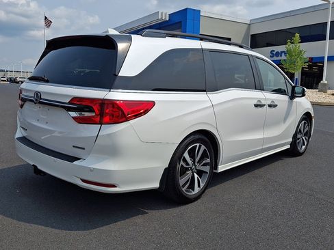 Certified 2024 Honda Odyssey Touring image 7