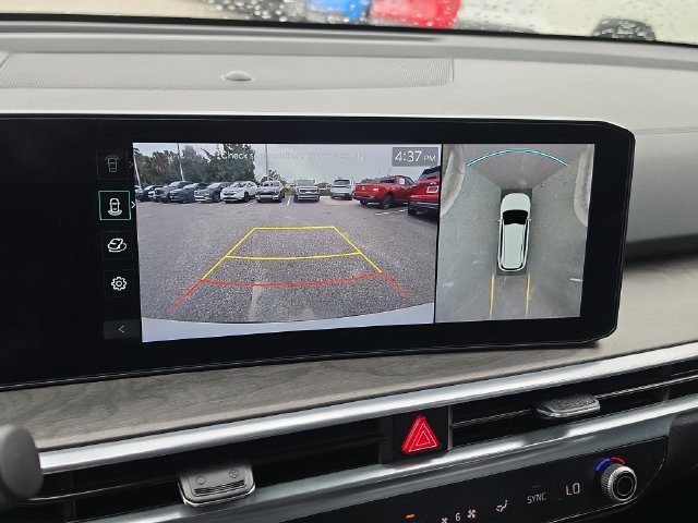 Certified 2025 Kia Sorento SX AWD/4WD image 24