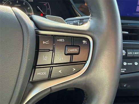 Certified 2024 Lexus ES 350 w/ Premium Package image 27