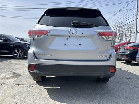 Used 2015 Toyota Highlander XLE image 5