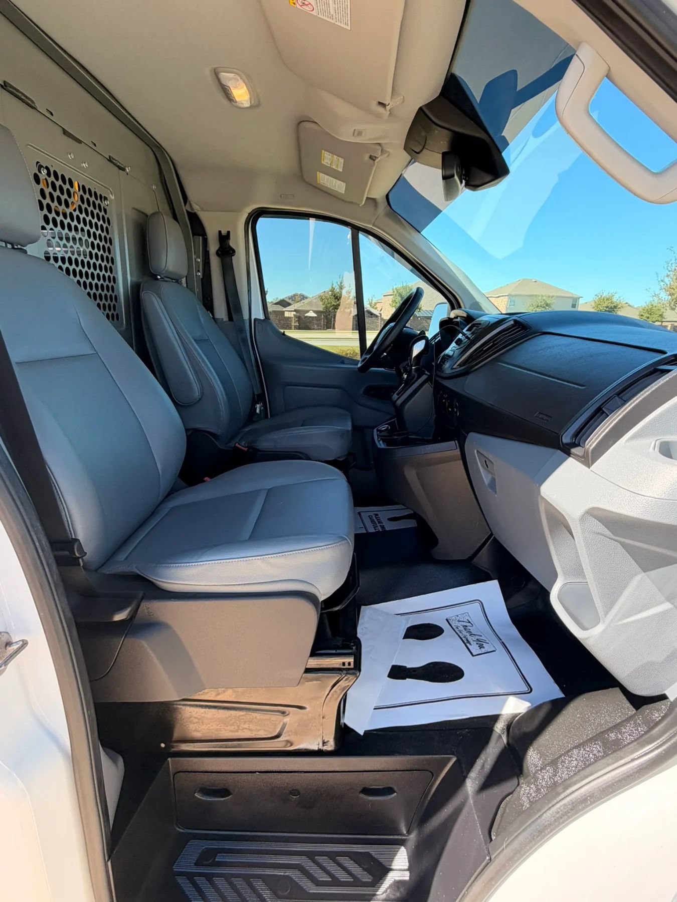 Used 2019 Ford Transit 150 130 Low Roof RWD image 12