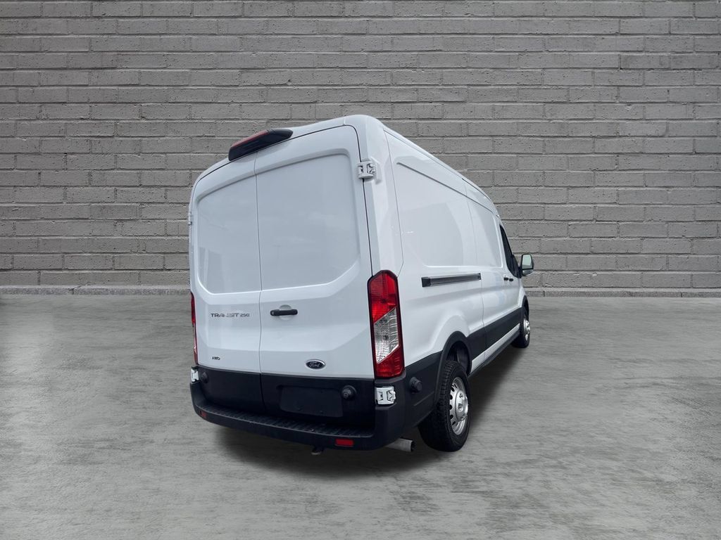 Used 2024 Ford Transit 250 148 Medium Roof Extended AWD w/ Load Area Protection Package image 8