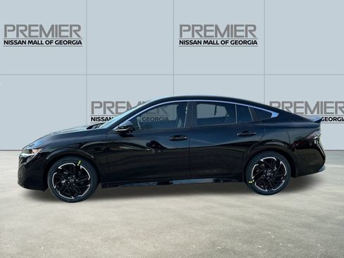 New 2026 Nissan Sentra SR w/ SR Premium Package FWD image 7