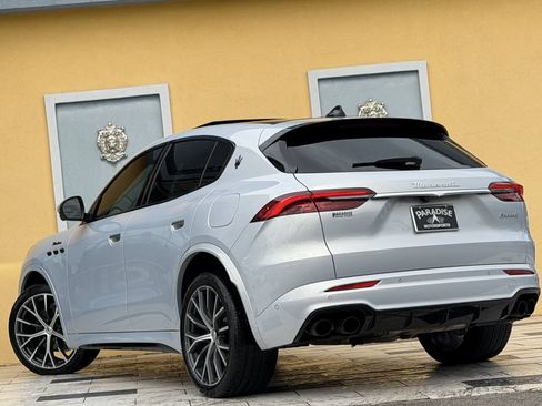 Used 2023 Maserati Grecale Modena AWD/4WD image 8
