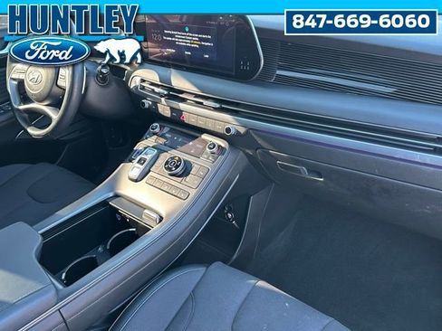 Used 2024 Hyundai Palisade Calligraphy image 8