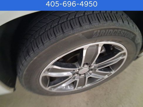 Used 2019 GMC Acadia Denali w/ Technology Package image 12