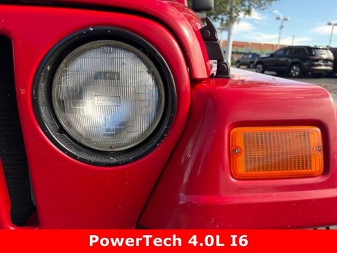 Used 2003 Jeep Wrangler X AWD/4WD image 9