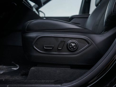 New 2025 Jeep Grand Cherokee L Altitude AWD/4WD image 21