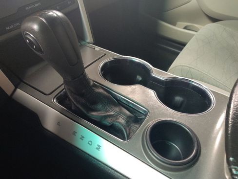Used 2015 Ford Explorer FWD image 26