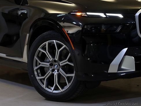 Used 2026 BMW X7 xDrive40i image 3