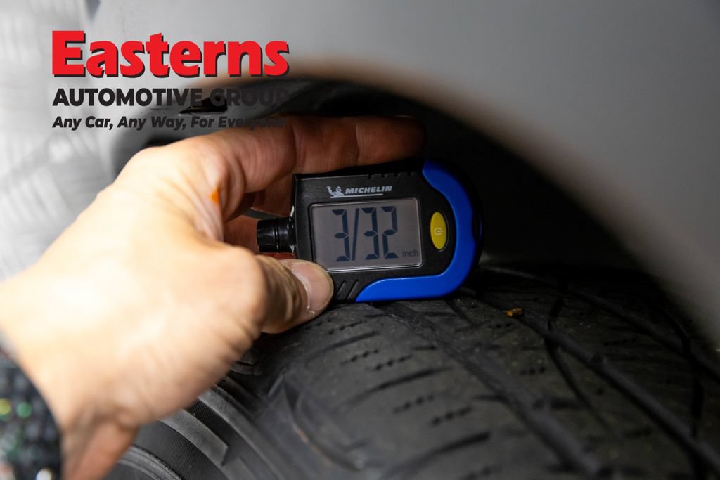 Used 2021 Jeep Cherokee Latitude Plus AWD/4WD image 29