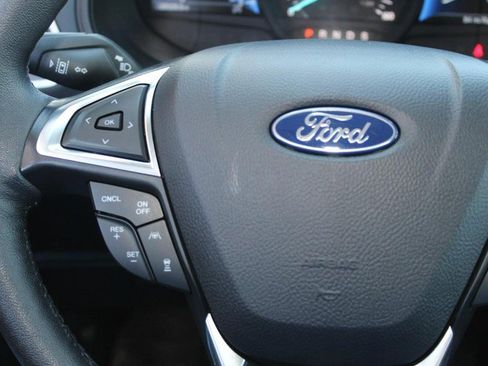 Used 2024 Ford Edge SEL image 24