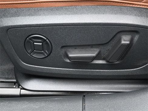 Used 2023 Audi A6 Premium Plus w/ Premium Plus Package image 10