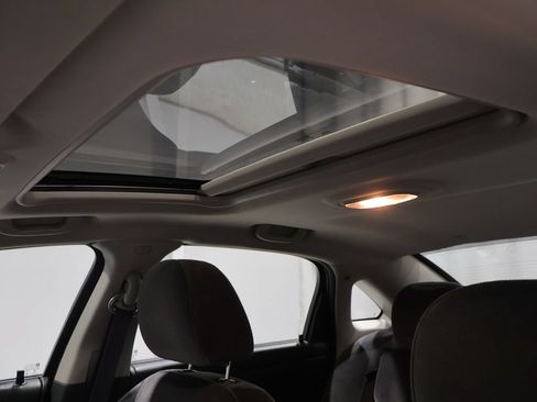Used 2013 Chevrolet Impala LT w/ LT Sunroof Package FWD image 9