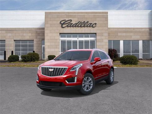 New 2025 Cadillac XT5 Luxury image 8