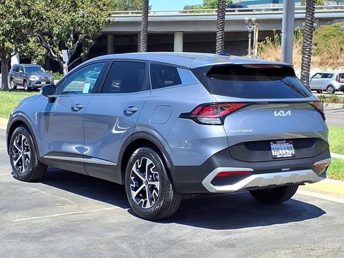 Certified 2023 Kia Sportage EX FWD image 4
