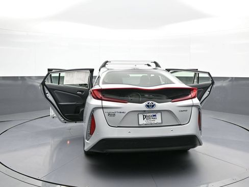 Certified 2020 Toyota Prius Prime Limited FWD image 45