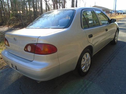 Used 2002 Toyota Corolla CE image 5