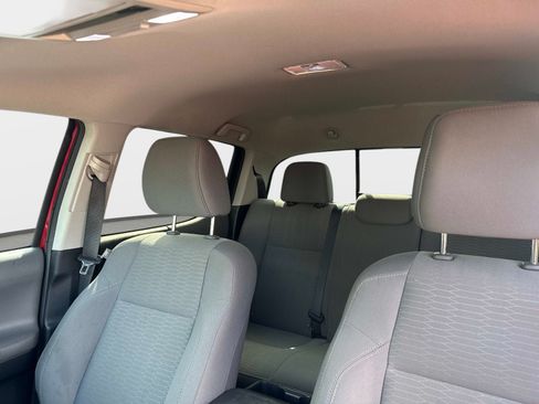 Used 2019 Toyota Tacoma SR5 RWD image 15