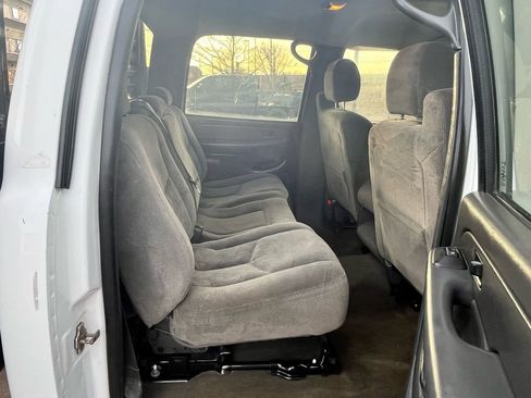 Used 2005 Chevrolet Silverado 3500 LS w/ Skid Plate Package image 20