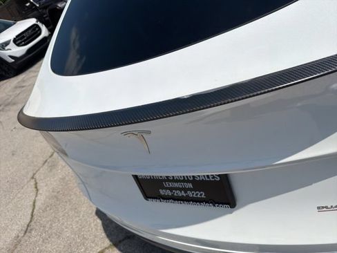 Used 2021 Tesla Model Y Performance AWD/4WD image 23
