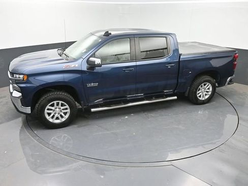 Used 2019 Chevrolet Silverado 1500 LT w/ Texas Edition AWD/4WD image 30