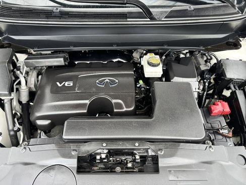 Used 2018 INFINITI QX60 Luxe w/ Deluxe Technology Package image 32