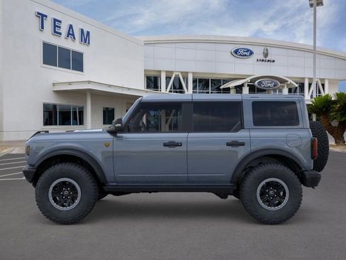 New 2025 Ford Bronco Badlands AWD/4WD image 3