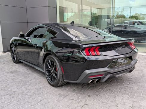 Used 2025 Ford Mustang GT Premium image 7