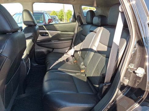 Used 2018 Nissan Murano Platinum w/ Cargo Package image 8