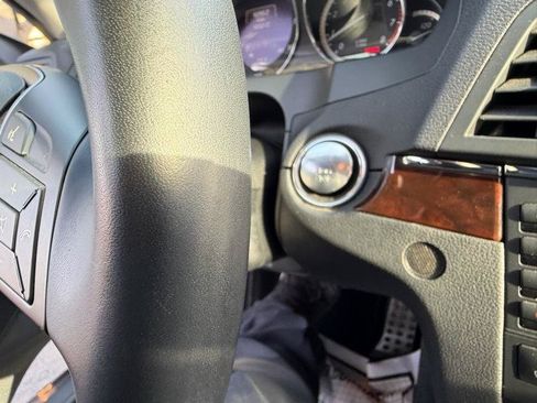 Used 2013 Mercedes-Benz E 550 Coupe image 60
