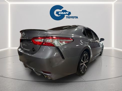 Used 2018 Toyota Camry SE FWD image 7