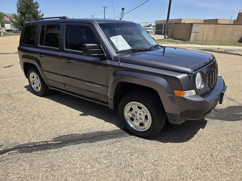Used 2015 Jeep Patriot Sport AWD/4WD image 10