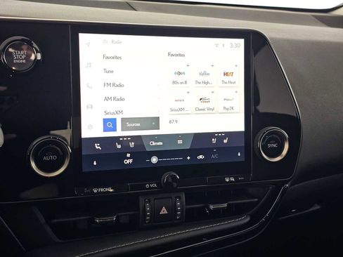 Certified 2025 Lexus NX 250 FWD w/ Premium Package image 27