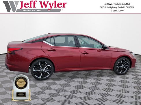 New 2025 Nissan Altima 2.5 SR image 1