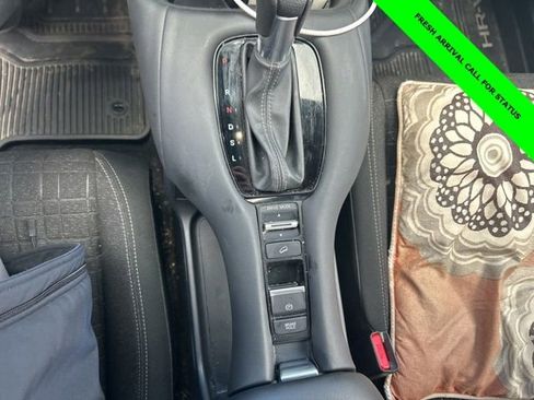 Used 2024 Honda HR-V LX image 23