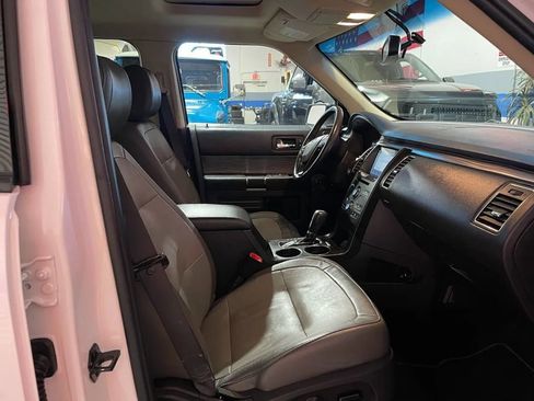 Used 2019 Ford Flex SEL w/ Equipment Group 202A image 26