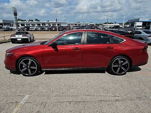 Used 2023 Honda Accord Sport image 4